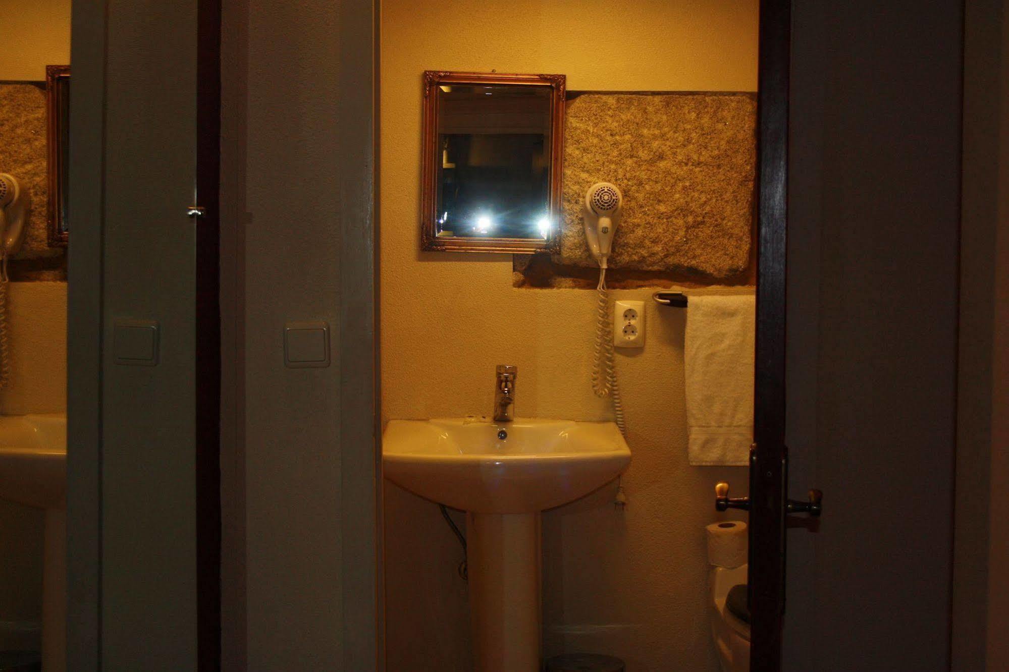 Hotel Residencia Pedra Antiga OOporto Esterno foto