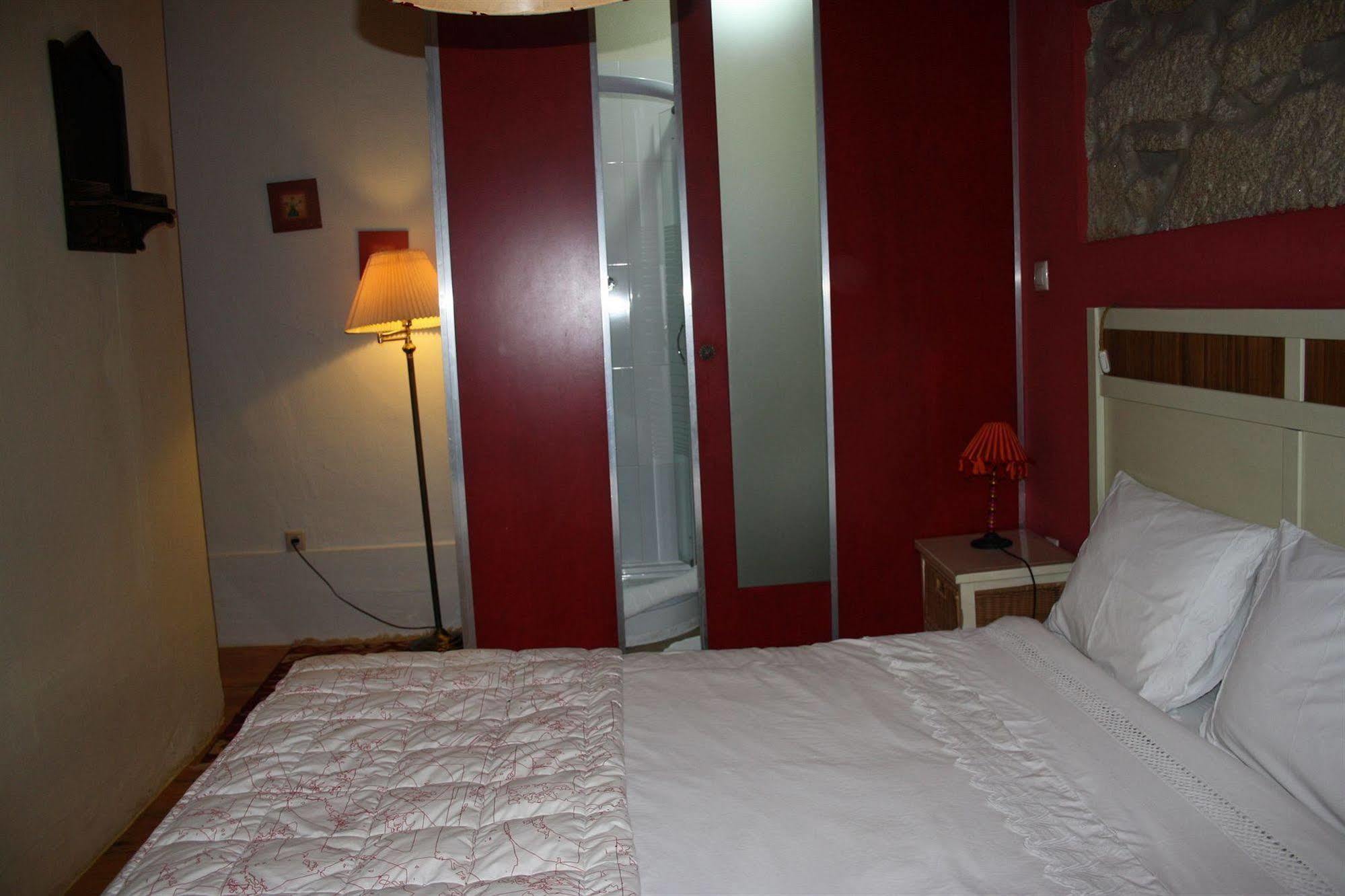 Hotel Residencia Pedra Antiga OOporto Esterno foto